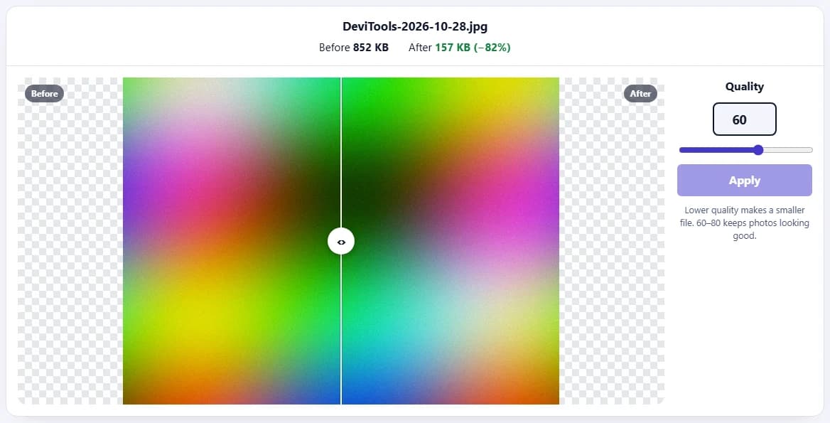 Die Vorher-nachher-Ansicht eines Fotos mit dem Vergleichsregler, den Größen vorher und nachher und dem Qualitätsregler mit der Schaltfläche Anwenden.